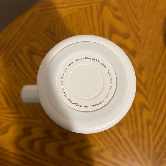 Simple Modern Trek Tumbler - Signature - Picture 5 of 10